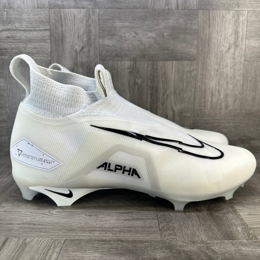 Nike Alpha Menace Elite 3 Mens 16 White Flyknit Football Cleats NEW DM1792-109